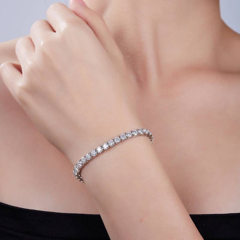 Classic四爪网球BraceletS925银镀18K白金MoissaniteD级